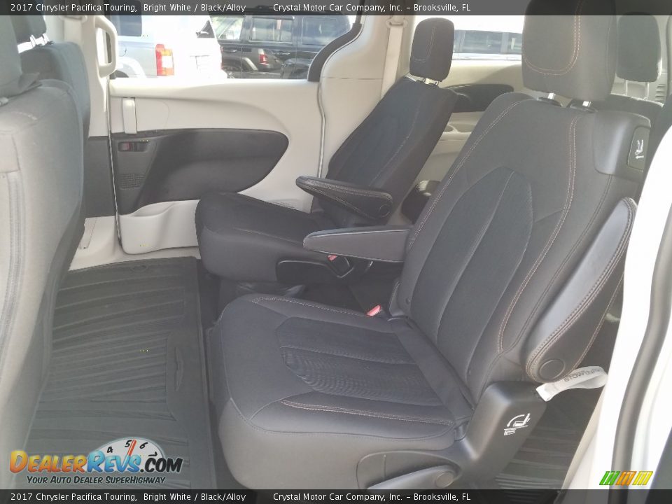 2017 Chrysler Pacifica Touring Bright White / Black/Alloy Photo #10