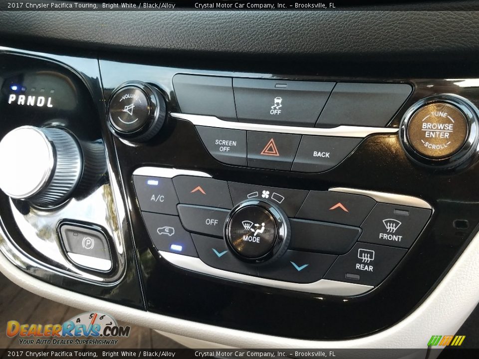 2017 Chrysler Pacifica Touring Bright White / Black/Alloy Photo #17