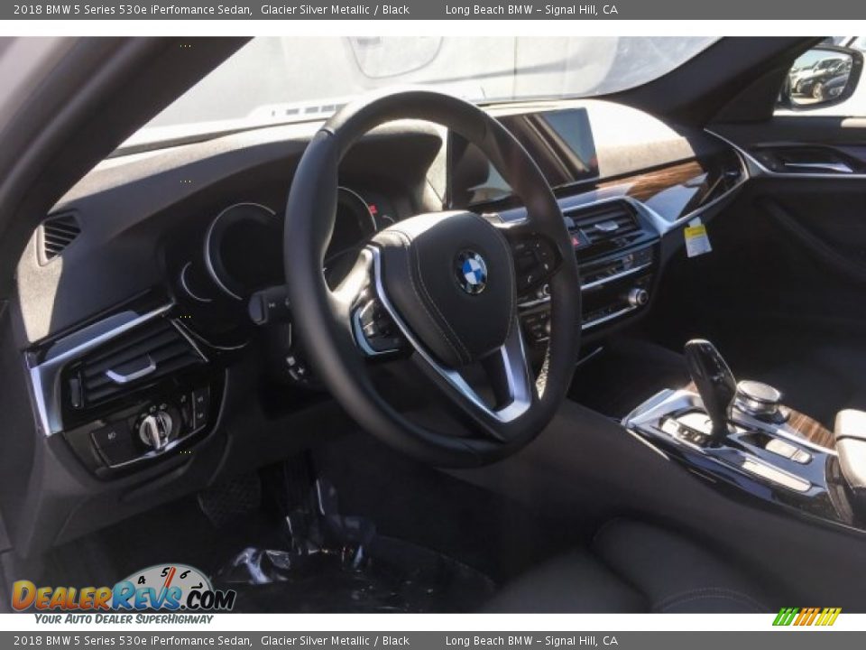 2018 BMW 5 Series 530e iPerfomance Sedan Glacier Silver Metallic / Black Photo #4