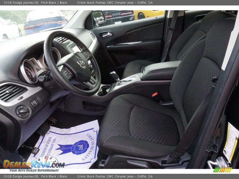 2018 Dodge Journey SE Pitch Black / Black Photo #4