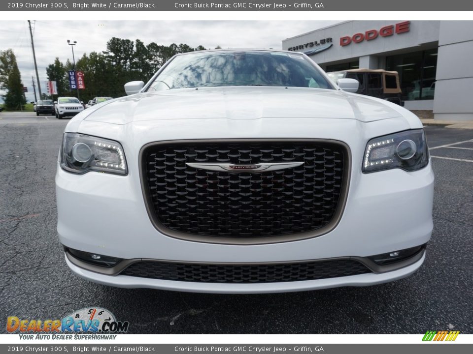 2019 Chrysler 300 S Bright White / Caramel/Black Photo #2