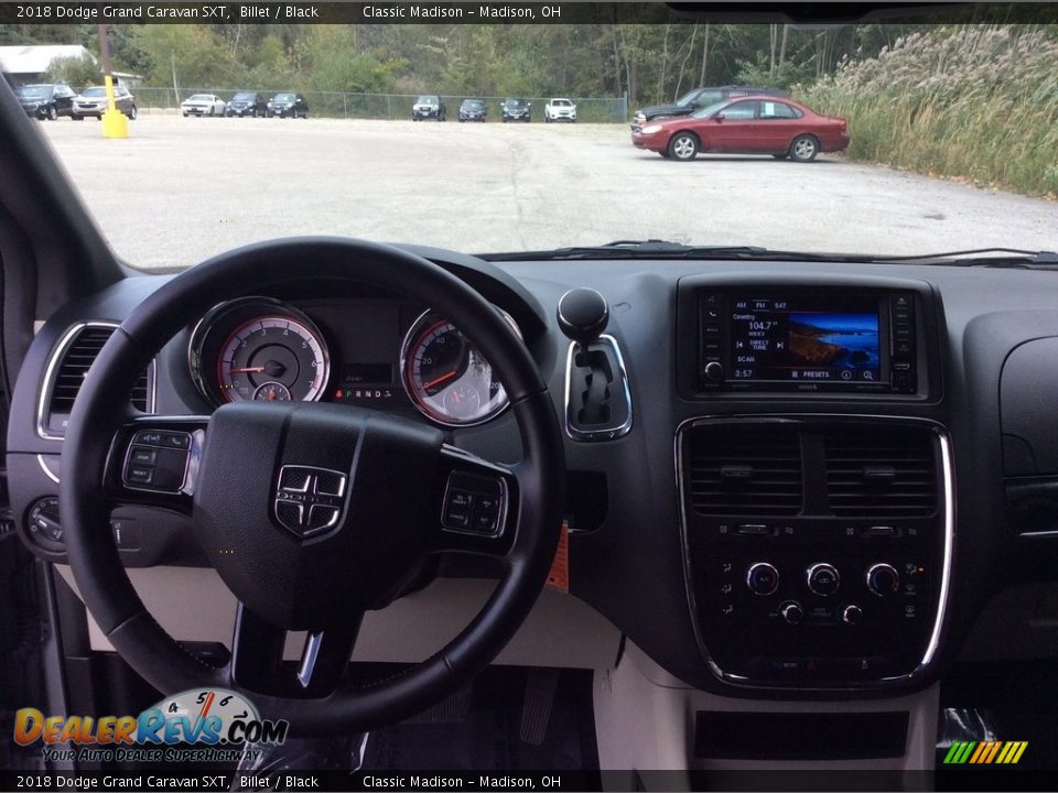 2018 Dodge Grand Caravan SXT Billet / Black Photo #17
