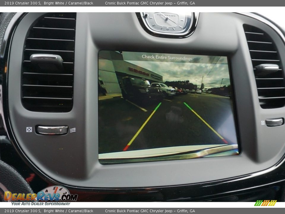 2019 Chrysler 300 S Bright White / Caramel/Black Photo #6