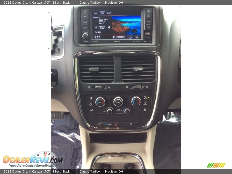 2018 Dodge Grand Caravan SXT Billet / Black Photo #18