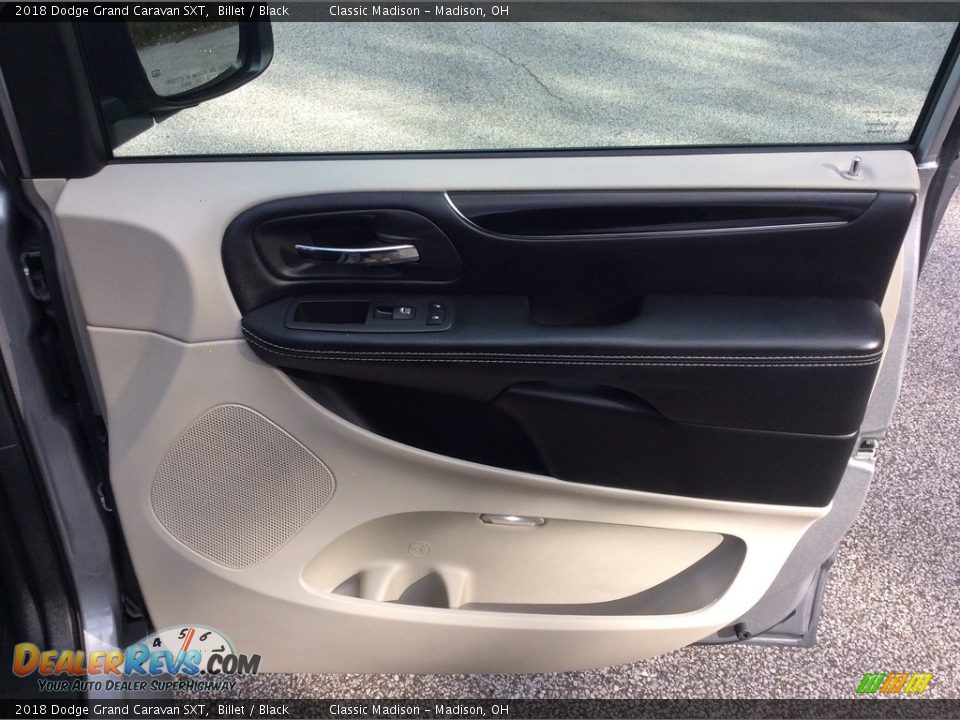 2018 Dodge Grand Caravan SXT Billet / Black Photo #21
