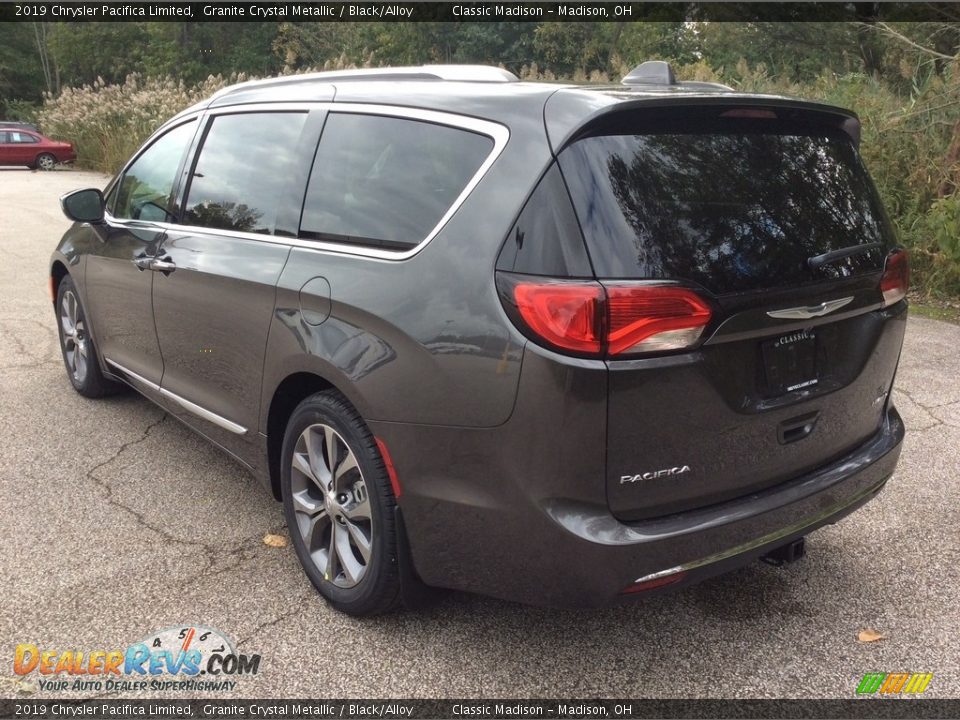 2019 Chrysler Pacifica Limited Granite Crystal Metallic / Black/Alloy Photo #4