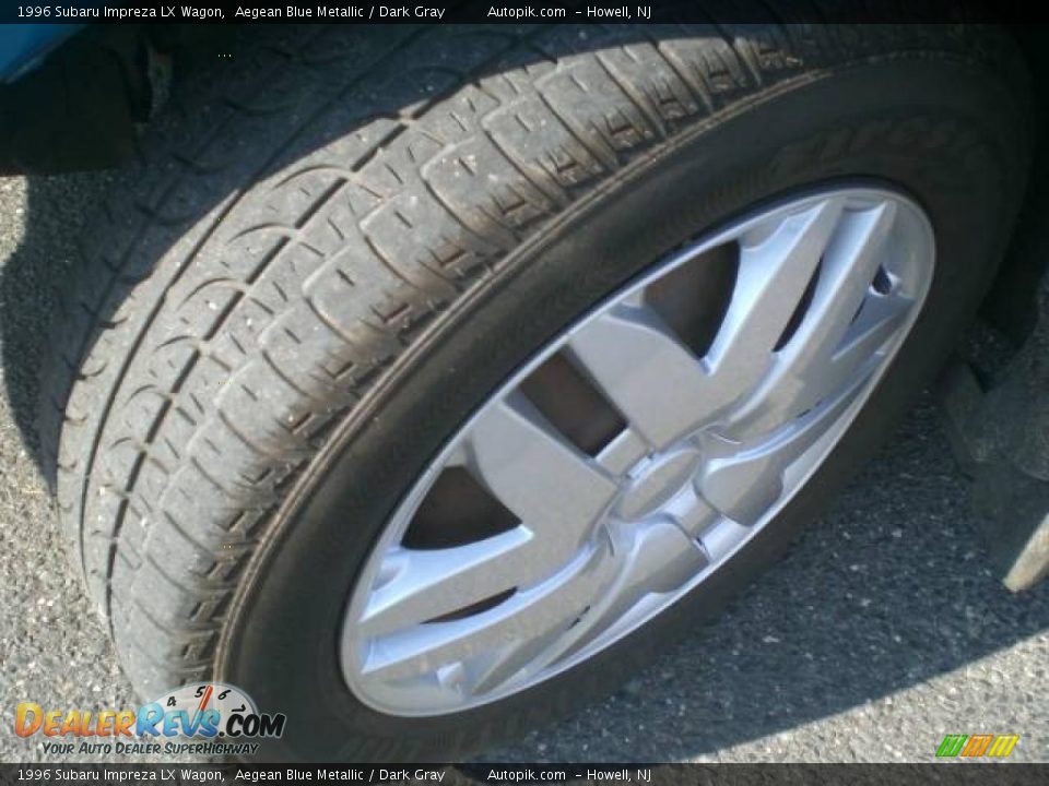 1996 Subaru Impreza LX Wagon Aegean Blue Metallic / Dark Gray Photo #18