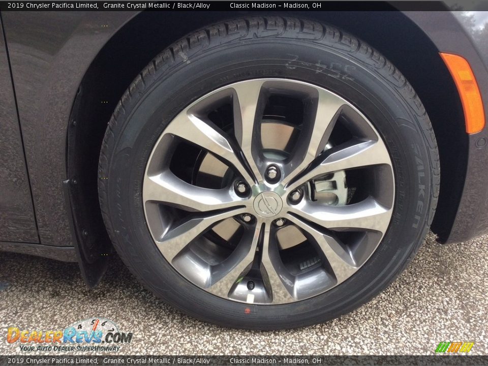 2019 Chrysler Pacifica Limited Granite Crystal Metallic / Black/Alloy Photo #7