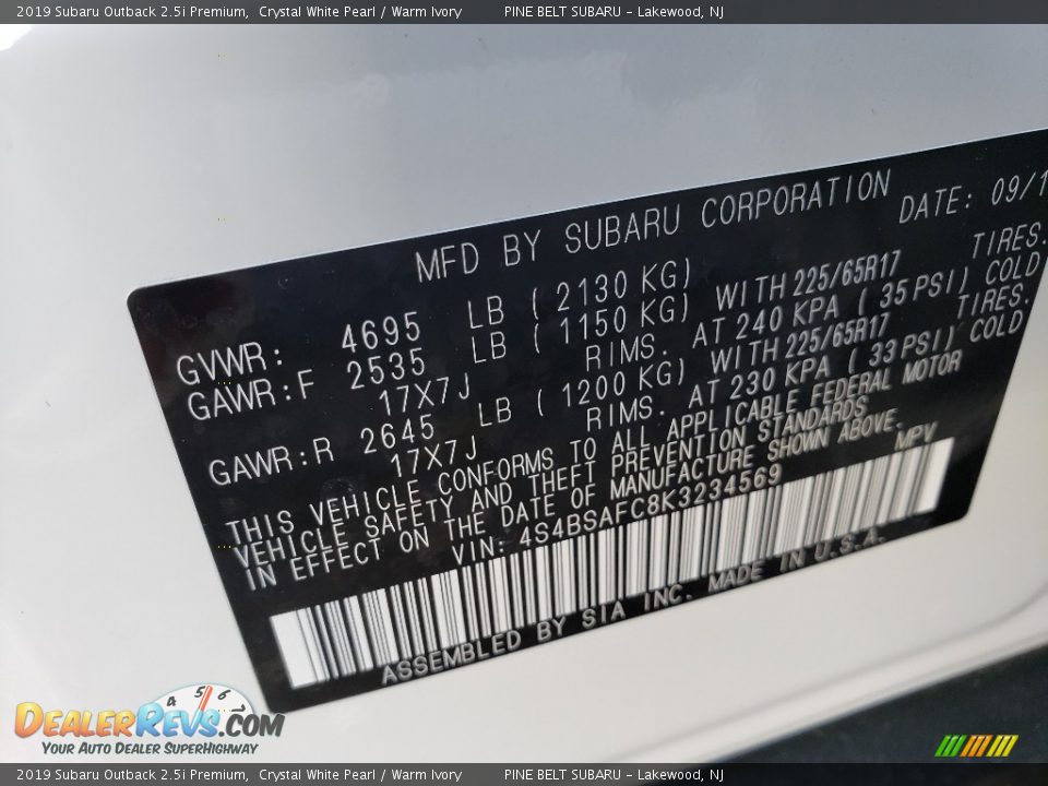 2019 Subaru Outback 2.5i Premium Crystal White Pearl / Warm Ivory Photo #9