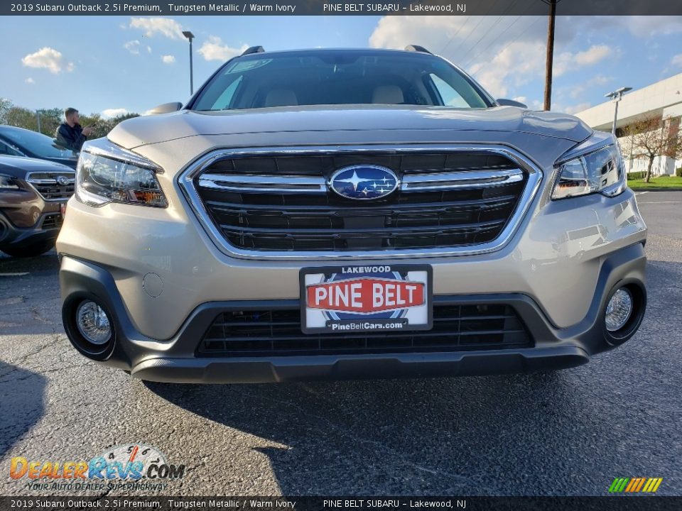 2019 Subaru Outback 2.5i Premium Tungsten Metallic / Warm Ivory Photo #2