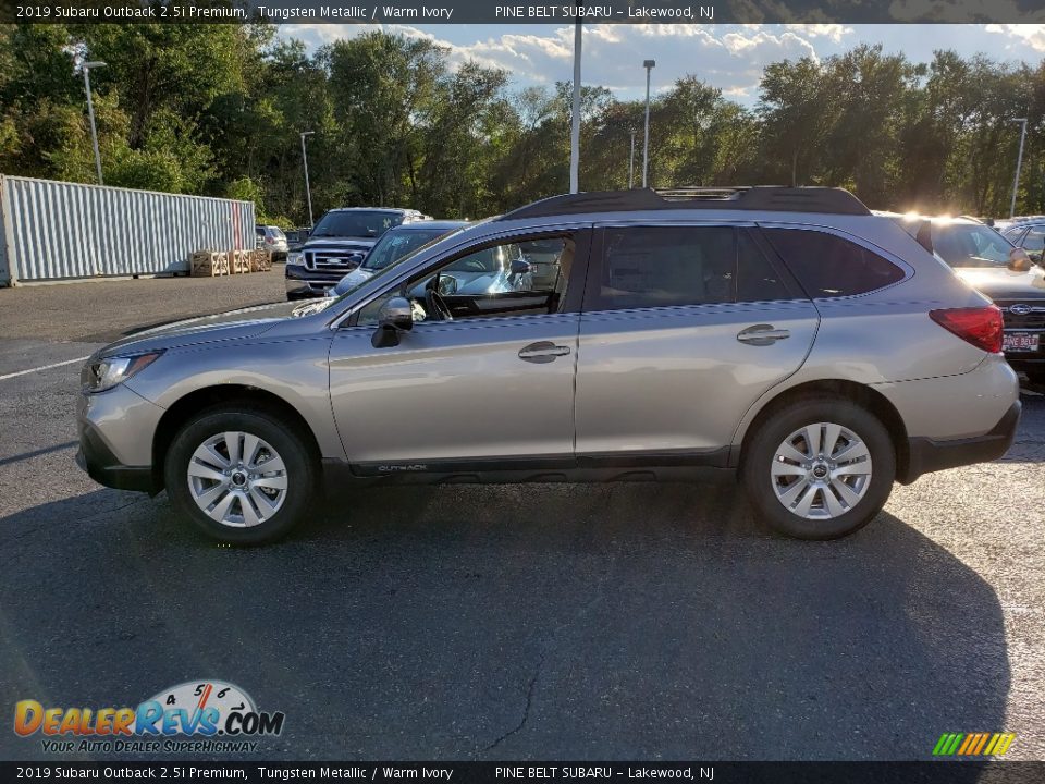 2019 Subaru Outback 2.5i Premium Tungsten Metallic / Warm Ivory Photo #3