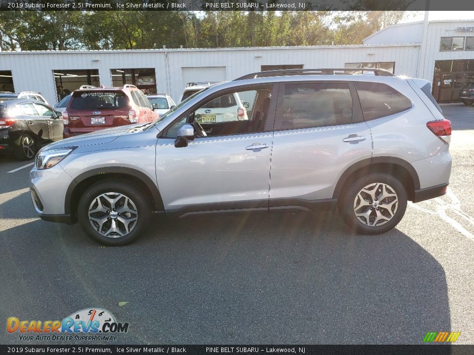 2019 Subaru Forester 2.5i Premium Ice Silver Metallic / Black Photo #3