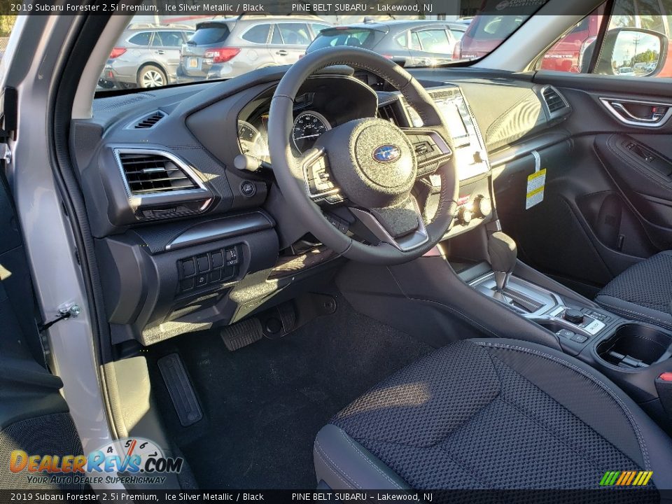 2019 Subaru Forester 2.5i Premium Ice Silver Metallic / Black Photo #7