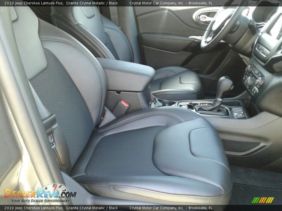 2019 Jeep Cherokee Latitude Plus Granite Crystal Metallic / Black Photo #12