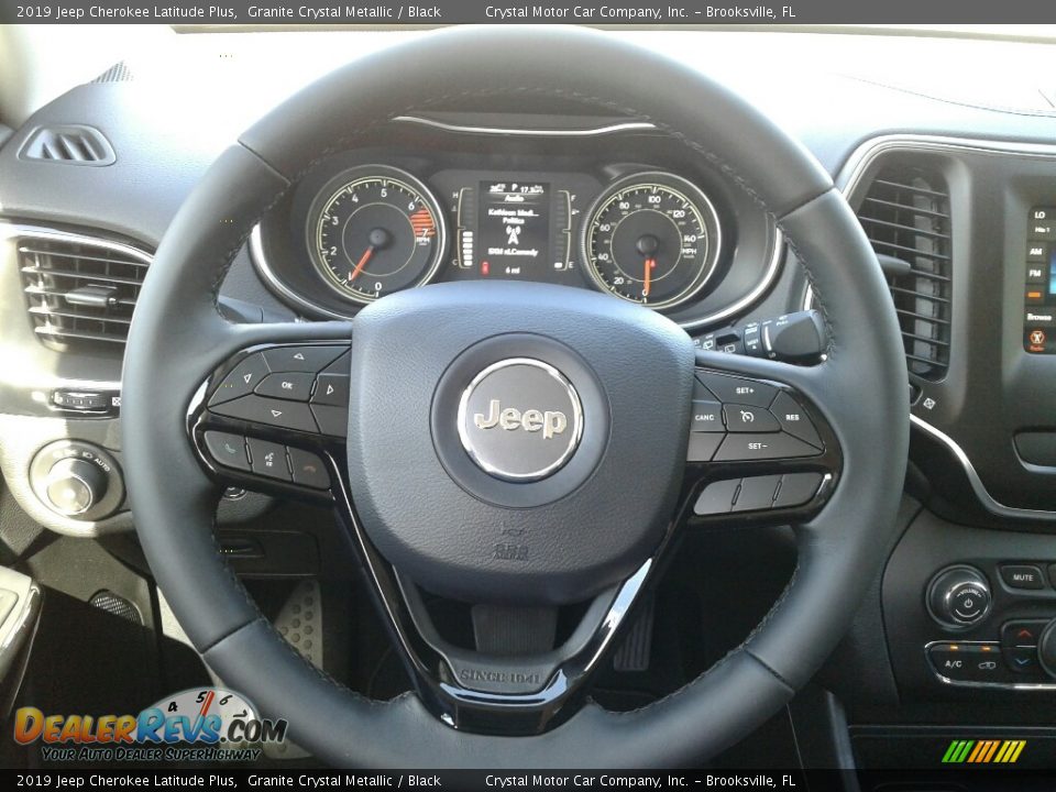 2019 Jeep Cherokee Latitude Plus Granite Crystal Metallic / Black Photo #14