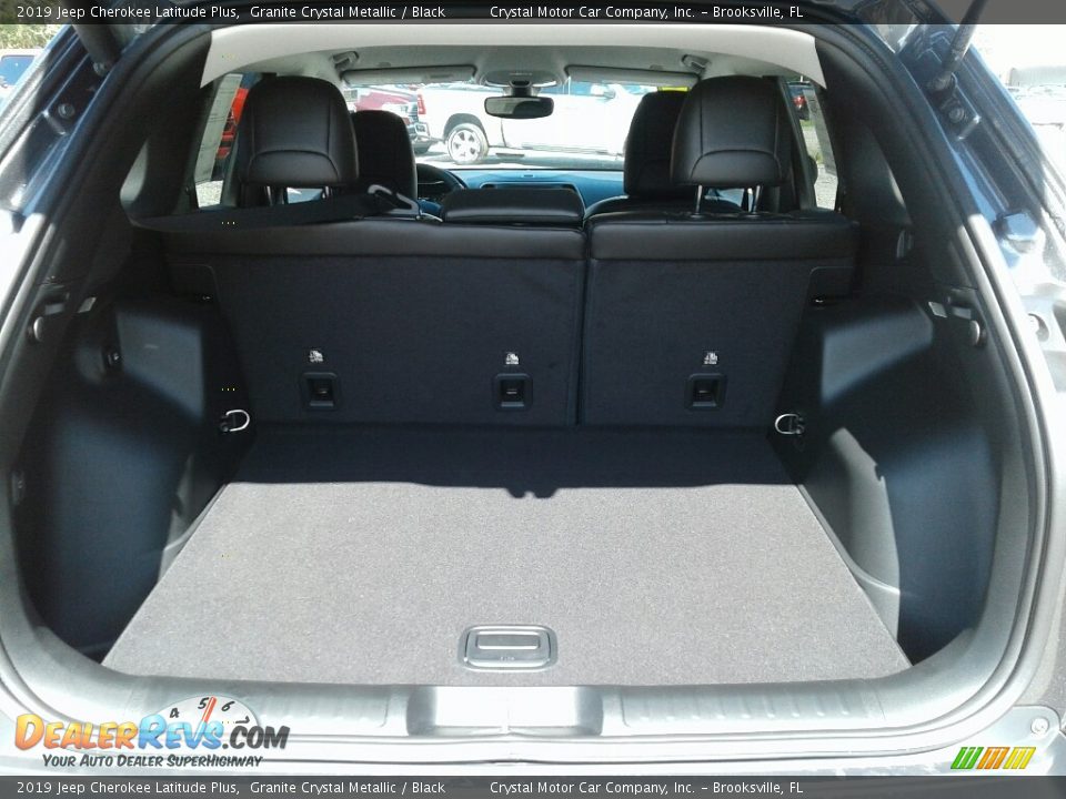 2019 Jeep Cherokee Latitude Plus Granite Crystal Metallic / Black Photo #19
