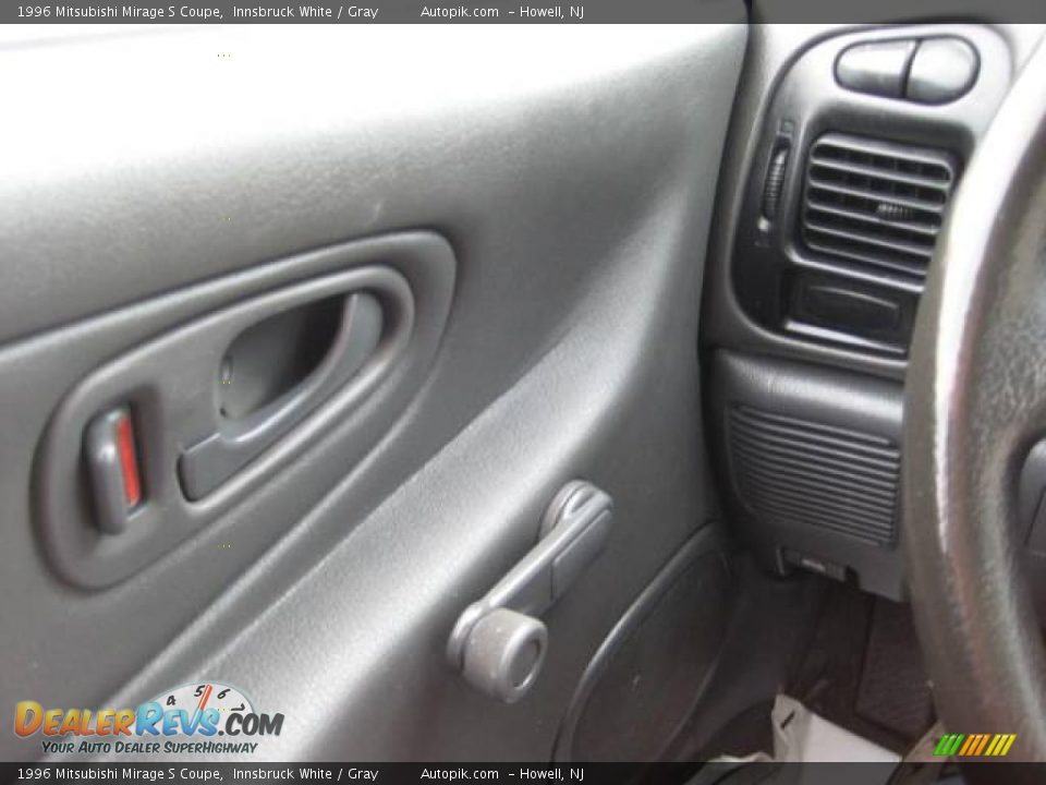 1996 Mitsubishi Mirage S Coupe Innsbruck White / Gray Photo #26