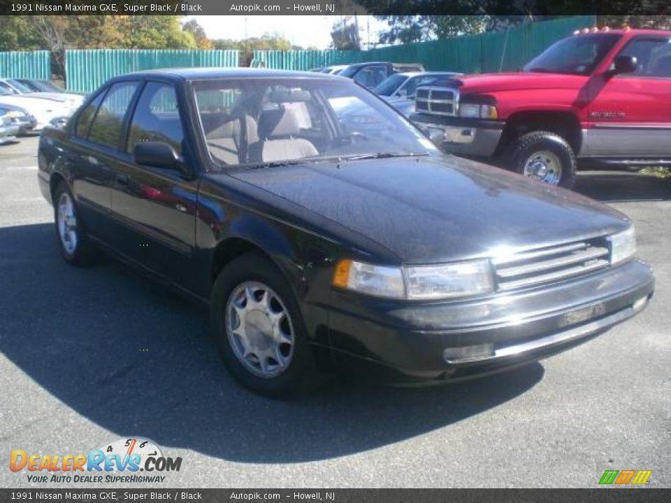 1991 Nissan Maxima GXE Super Black / Black Photo #2