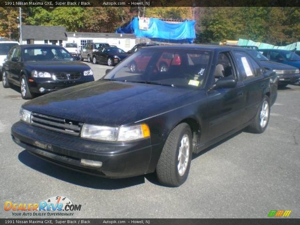 1991 Nissan Maxima GXE Super Black / Black Photo #3