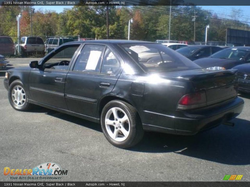 1991 Nissan Maxima GXE Super Black / Black Photo #5