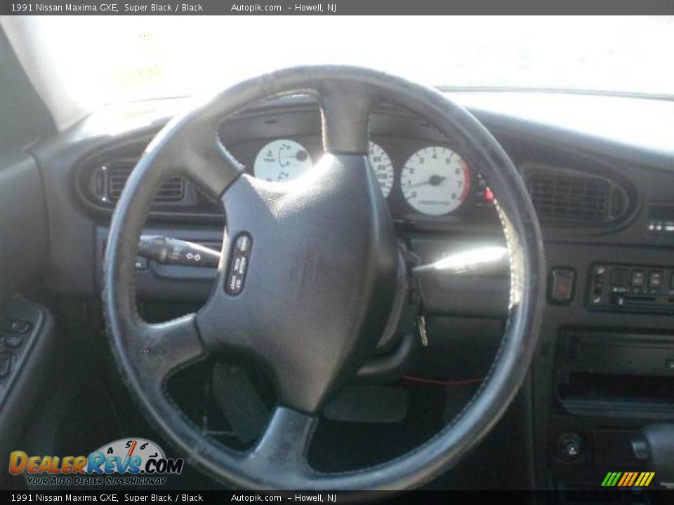 1991 Nissan Maxima GXE Super Black / Black Photo #14