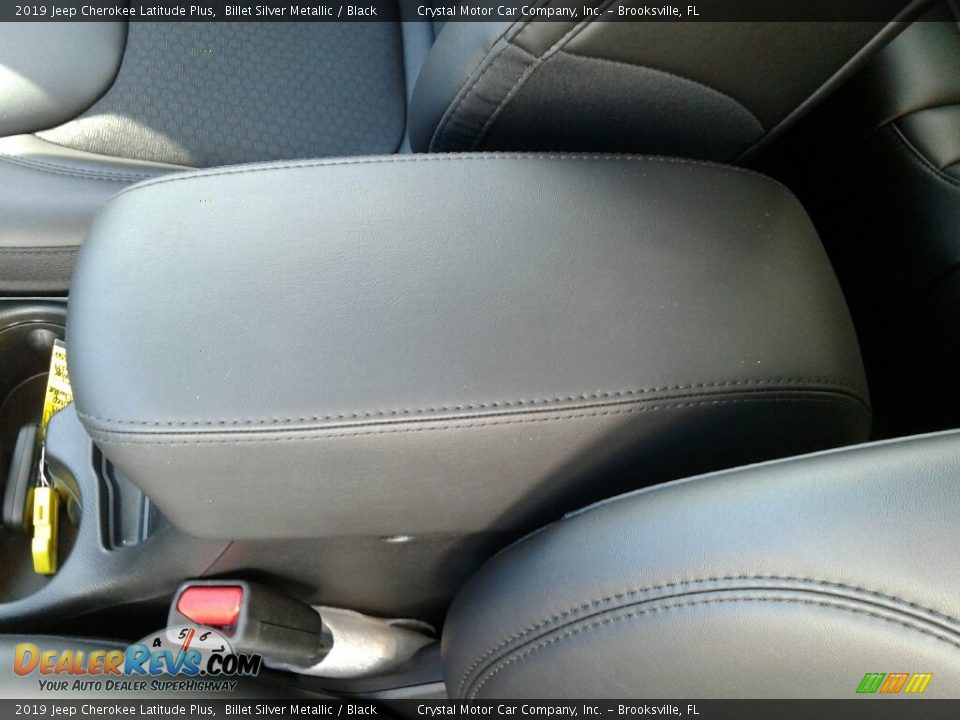 2019 Jeep Cherokee Latitude Plus Billet Silver Metallic / Black Photo #18