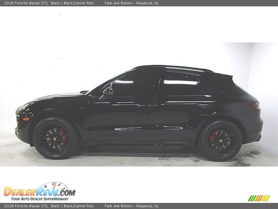 2018 Porsche Macan GTS Black / Black/Garnet Red Photo #2