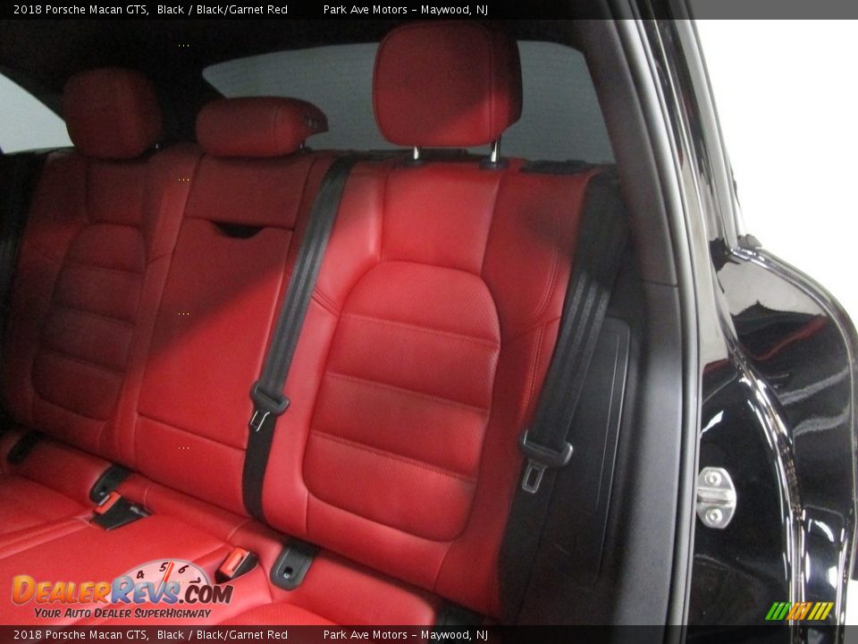 2018 Porsche Macan GTS Black / Black/Garnet Red Photo #13