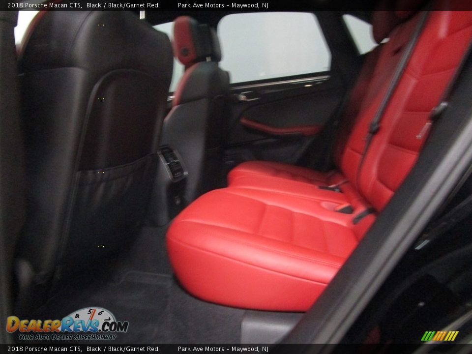 2018 Porsche Macan GTS Black / Black/Garnet Red Photo #14