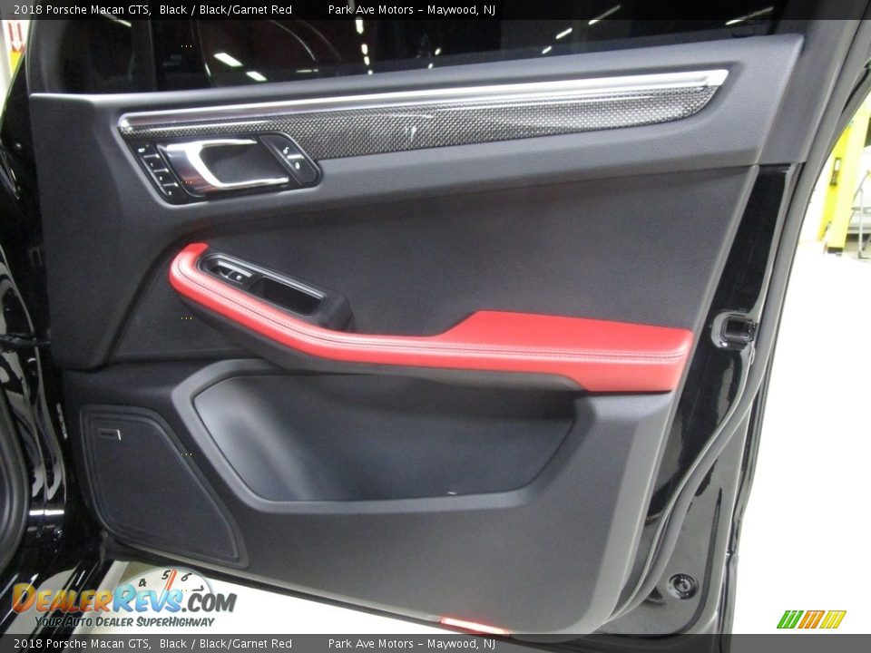 2018 Porsche Macan GTS Black / Black/Garnet Red Photo #15