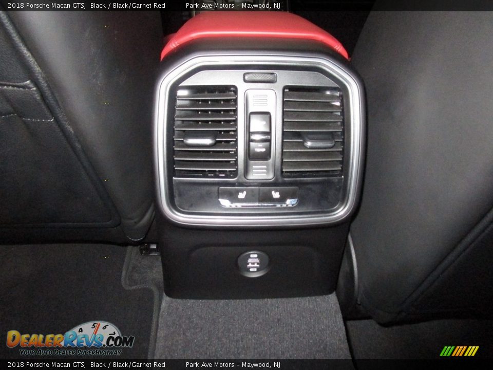 2018 Porsche Macan GTS Black / Black/Garnet Red Photo #21