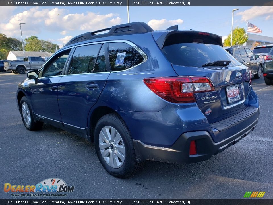 2019 Subaru Outback 2.5i Premium Abyss Blue Pearl / Titanium Gray Photo #4