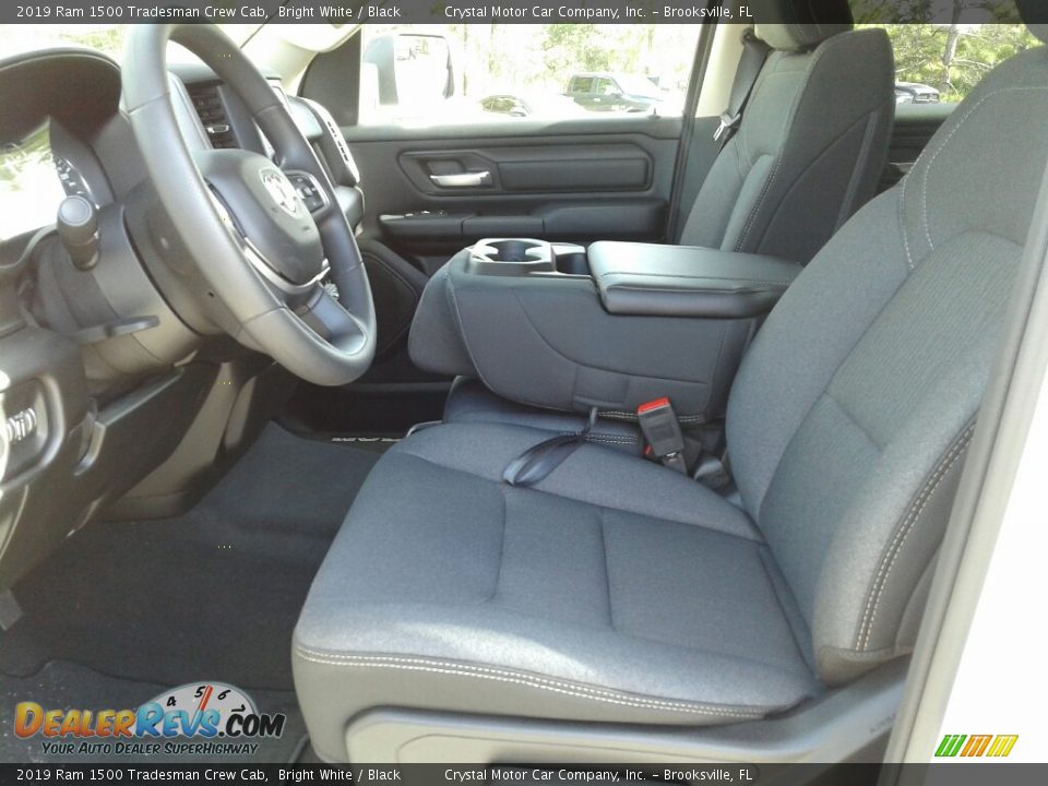2019 Ram 1500 Tradesman Crew Cab Bright White / Black Photo #9