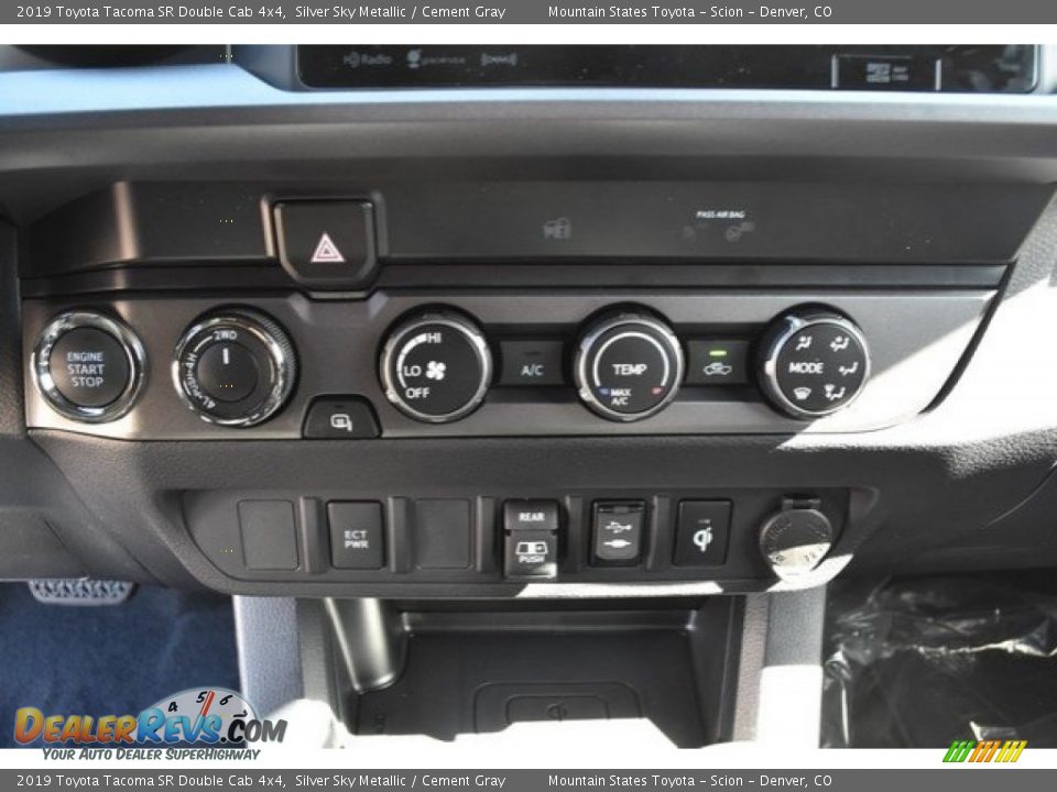2019 Toyota Tacoma SR Double Cab 4x4 Silver Sky Metallic / Cement Gray Photo #29