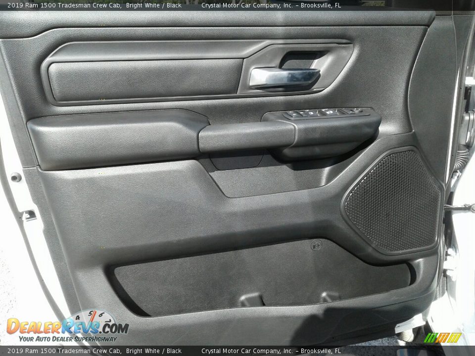 2019 Ram 1500 Tradesman Crew Cab Bright White / Black Photo #17