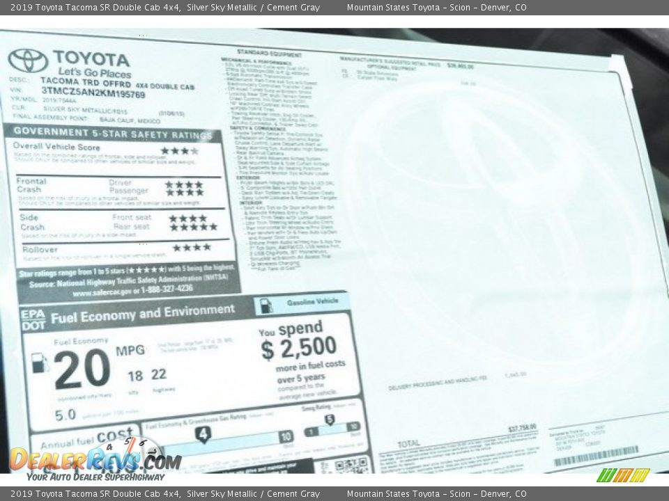 2019 Toyota Tacoma SR Double Cab 4x4 Silver Sky Metallic / Cement Gray Photo #36