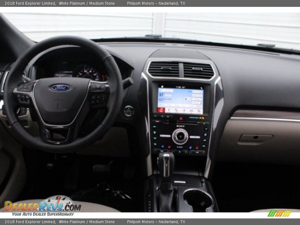 2018 Ford Explorer Limited White Platinum / Medium Stone Photo #26