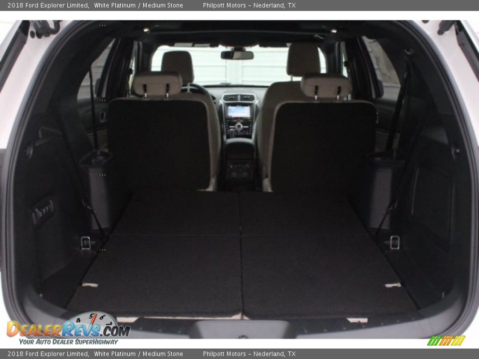 2018 Ford Explorer Limited White Platinum / Medium Stone Photo #28