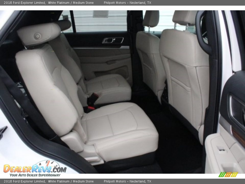 2018 Ford Explorer Limited White Platinum / Medium Stone Photo #31