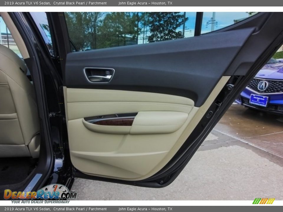 2019 Acura TLX V6 Sedan Crystal Black Pearl / Parchment Photo #16