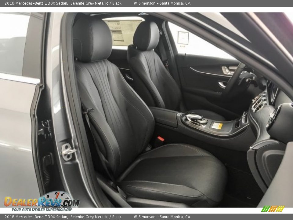 2018 Mercedes-Benz E 300 Sedan Selenite Grey Metallic / Black Photo #2