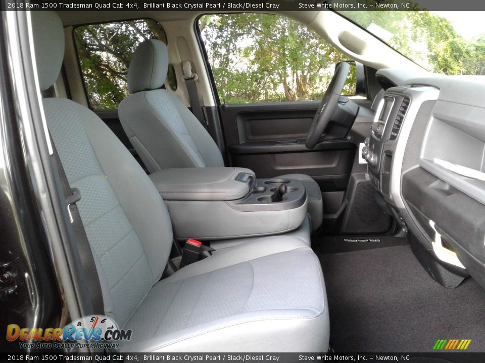 2018 Ram 1500 Tradesman Quad Cab 4x4 Brilliant Black Crystal Pearl / Black/Diesel Gray Photo #14