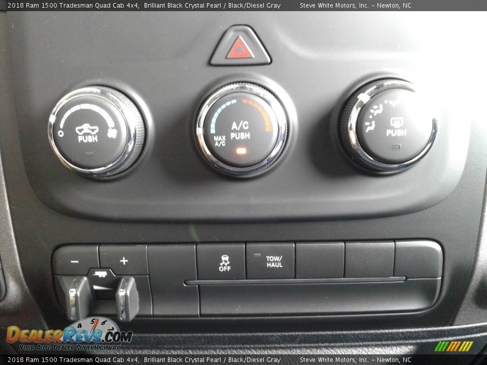 2018 Ram 1500 Tradesman Quad Cab 4x4 Brilliant Black Crystal Pearl / Black/Diesel Gray Photo #22