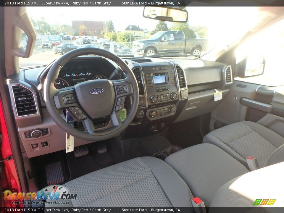 2018 Ford F150 XLT SuperCrew 4x4 Ruby Red / Earth Gray Photo #12