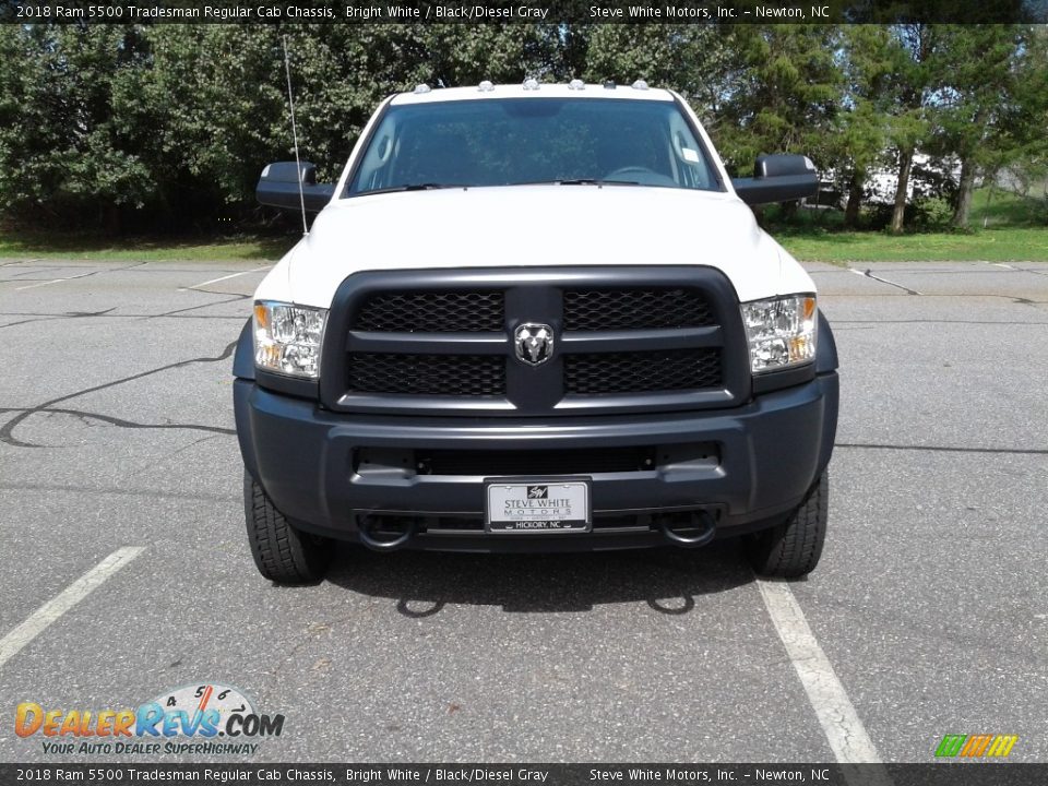 2018 Ram 5500 Tradesman Regular Cab Chassis Bright White / Black/Diesel Gray Photo #3