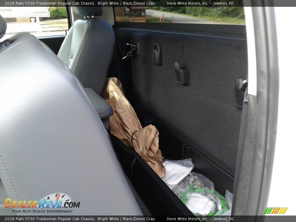 2018 Ram 5500 Tradesman Regular Cab Chassis Bright White / Black/Diesel Gray Photo #11