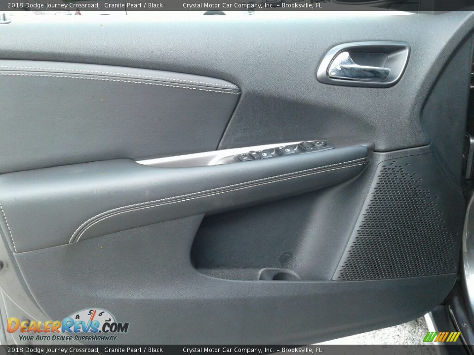 2018 Dodge Journey Crossroad Granite Pearl / Black Photo #17