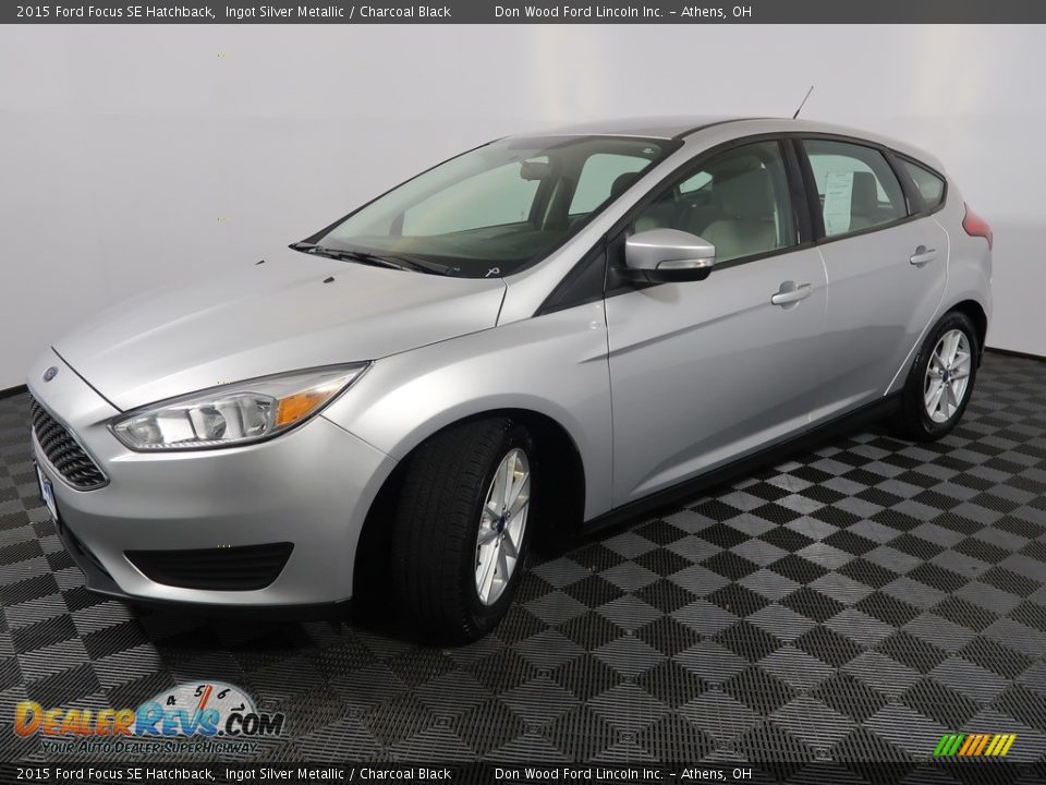 2015 Ford Focus SE Hatchback Ingot Silver Metallic / Charcoal Black Photo #8
