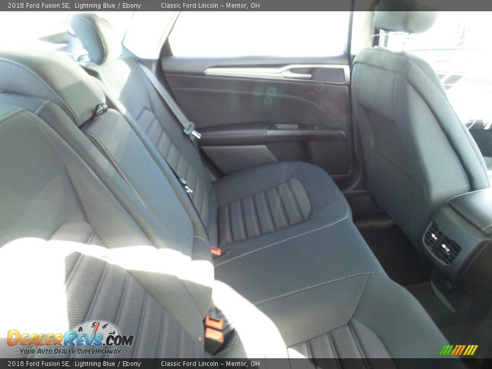 2018 Ford Fusion SE Lightning Blue / Ebony Photo #5
