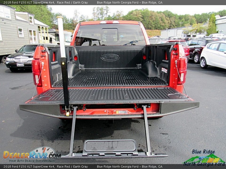 2018 Ford F150 XLT SuperCrew 4x4 Race Red / Earth Gray Photo #13